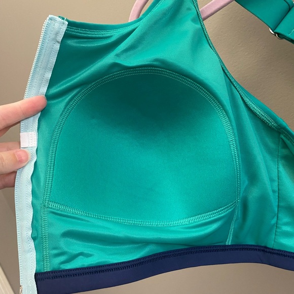 Land’s End Women’s Chlorine Resistant Sports Bra Swim top - Picture 7 of 7